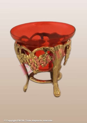 Stand ornament for glass table candle